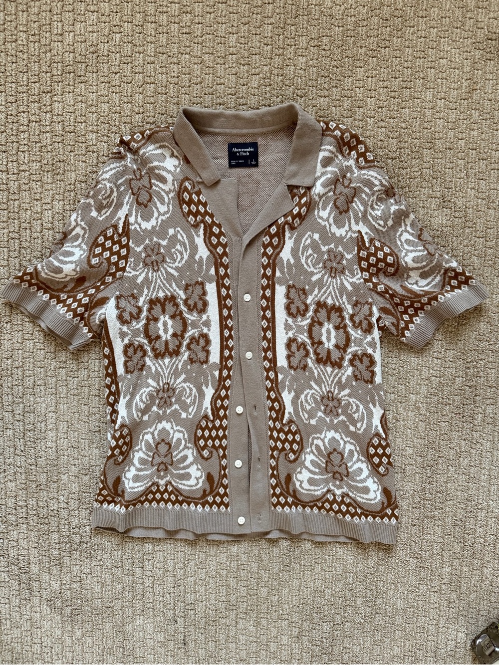 Men’s Abercrombie & Fitch Tan & White Floral Knit Button Cardigan